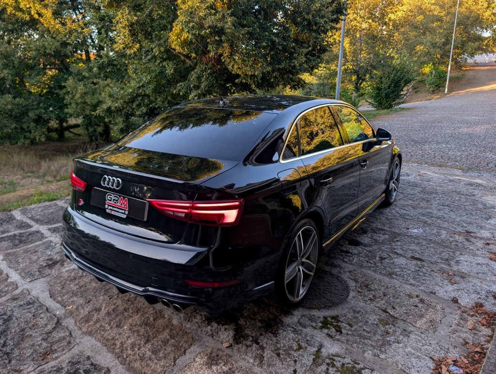 Foto 11 Audi A3 Limousine 2.0 TFSI Quattro S-Tronic 