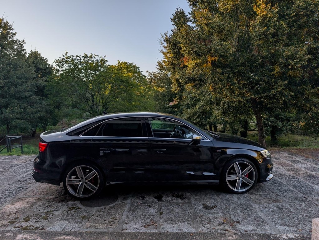 Foto 12 Audi A3 Limousine 2.0 TFSI Quattro S-Tronic 