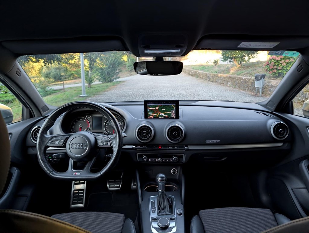 Foto 19 Audi A3 Limousine 2.0 TFSI Quattro S-Tronic 