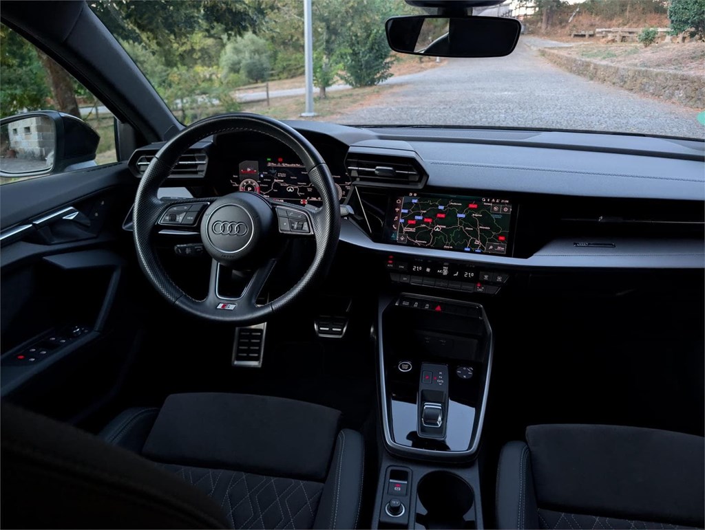 Foto 19 Audi A3 Limousine 35 TDI S-Tronic Black Line Edition