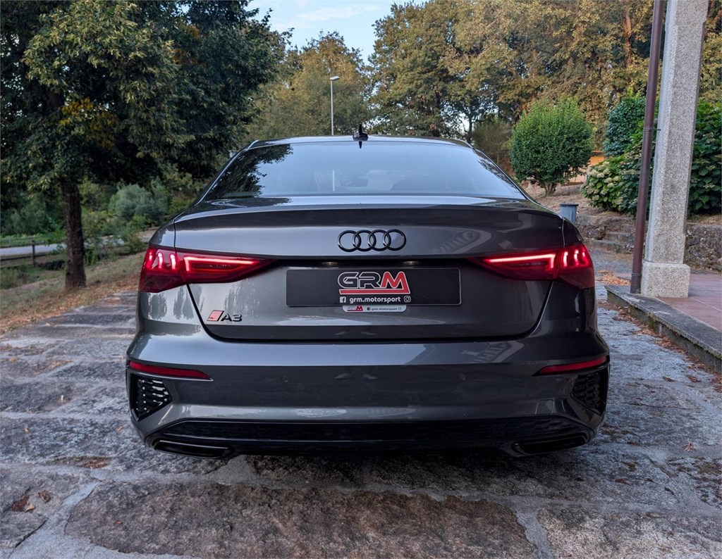 Foto 7 Audi A3 Limousine 35 TDI S-Tronic Black Line Edition