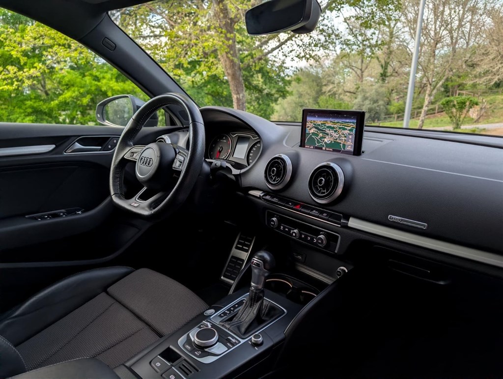 Foto 14 Audi A3 Sportback 35 TDI S-Tronic 150cv Black Line Edition