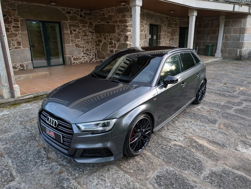 Foto 3 Audi A3 Sportback 35 TDI S-Tronic 150cv Black Line Edition