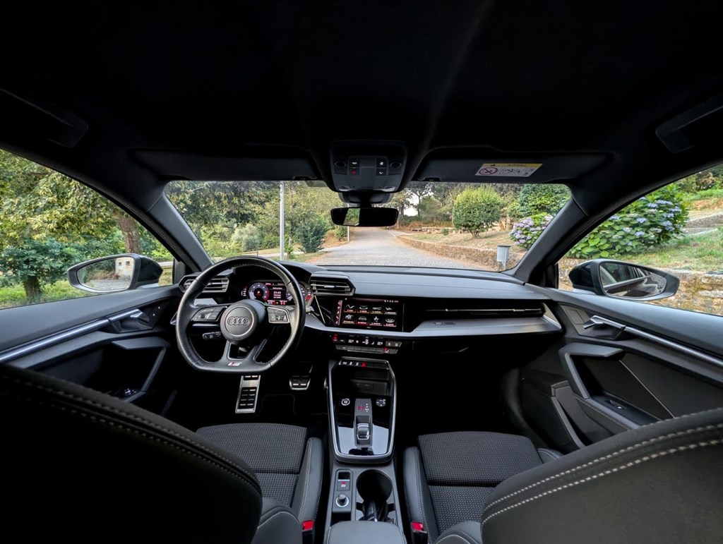 Foto 17 Audi A3 Sportback 35 TDI S-Tronic Black Line Ed.