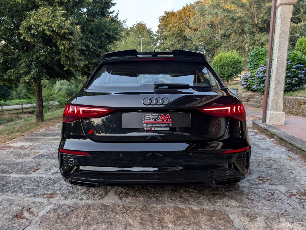 Foto 7 Audi A3 Sportback 35 TDI S-Tronic Black Line Ed.