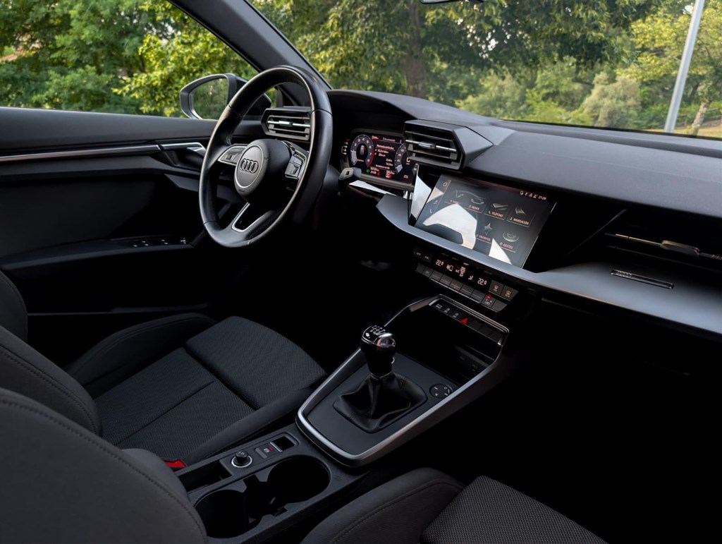Foto 16 Audi A3 Sportback 35 TFSI S-Line