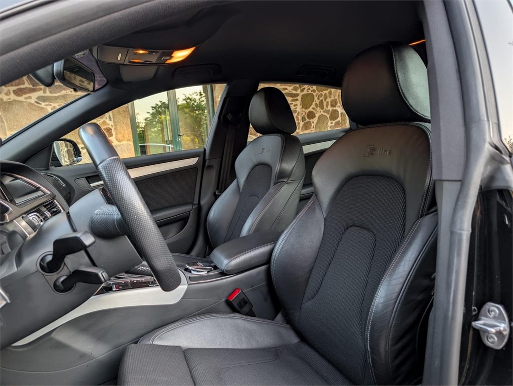 Foto 16 Audi A5 Sportback 3.0 TDI Black Line Edition