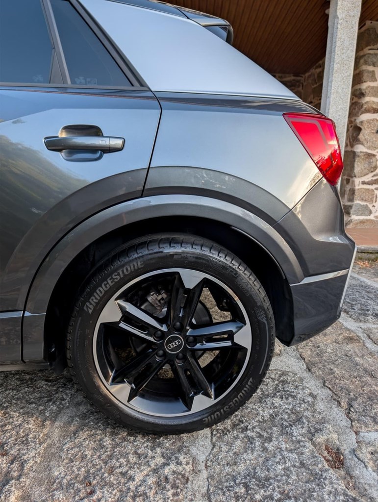 Foto 17 Audi Q2 35 TDI S-Tronic 