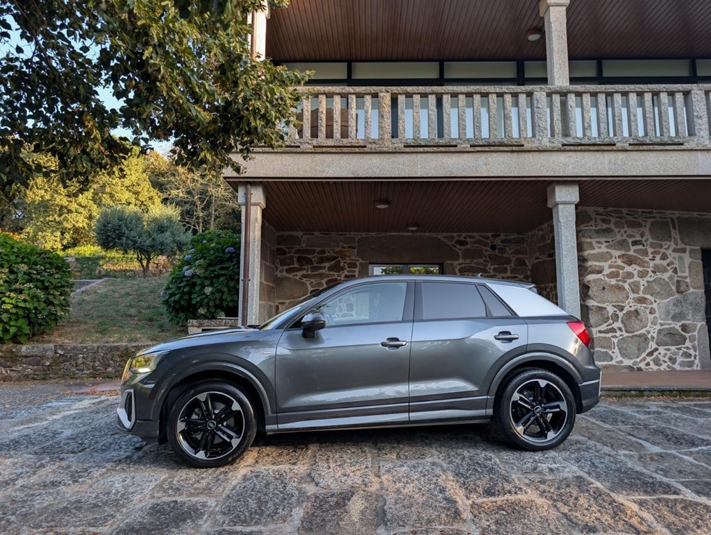 Foto 6 Audi Q2 35 TDI S-Tronic 