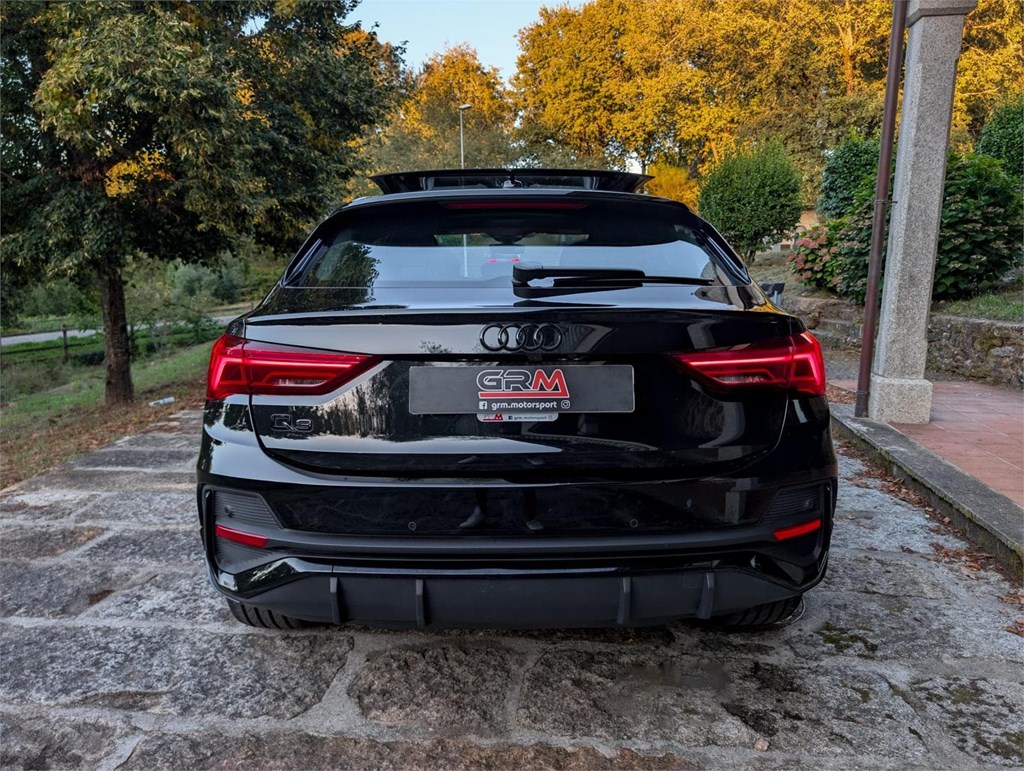Foto 10 Audi Q3 Sportback 35 TDI Black Line Edition S-Tronic