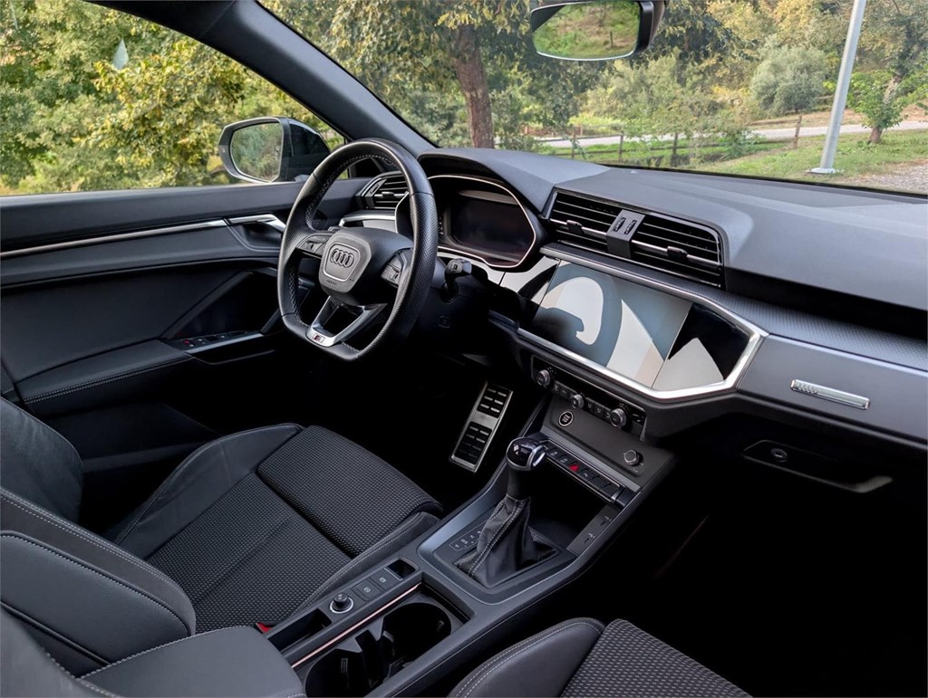 Foto 21 Audi Q3 Sportback 35 TDI Black Line Edition S-Tronic