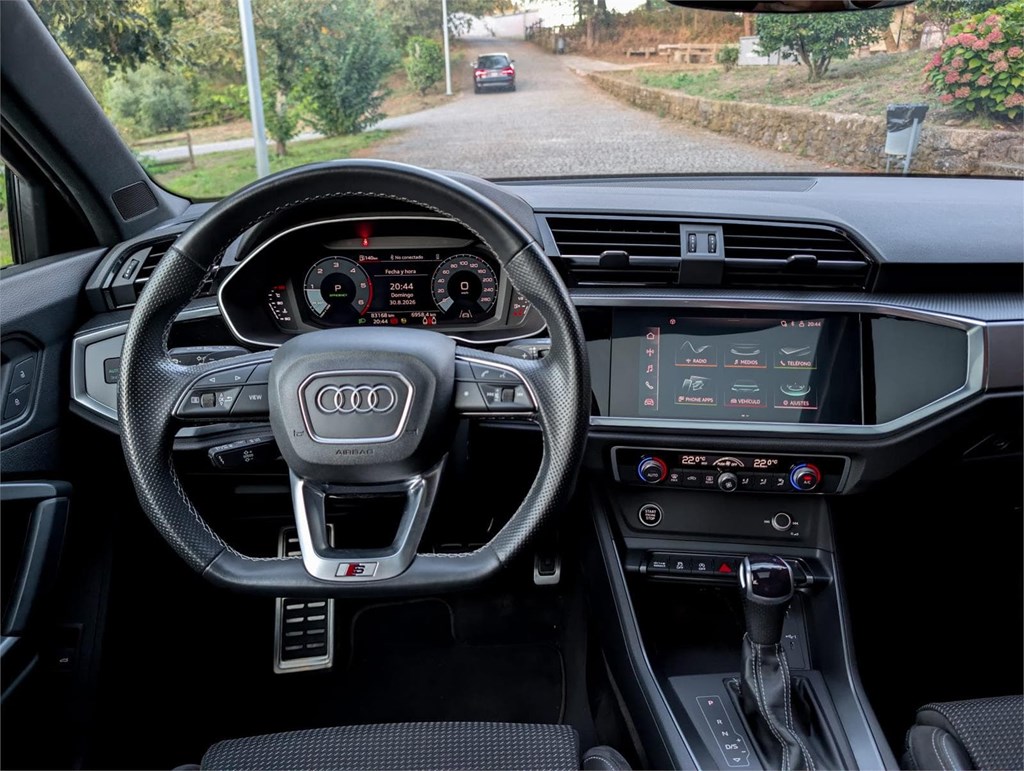 Foto 23 Audi Q3 Sportback 35 TDI Black Line Edition S-Tronic