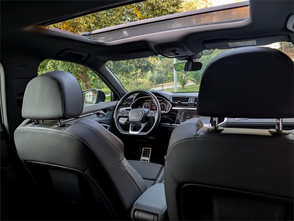 Foto 27 Audi Q3 Sportback 35 TDI Black Line Edition S-Tronic