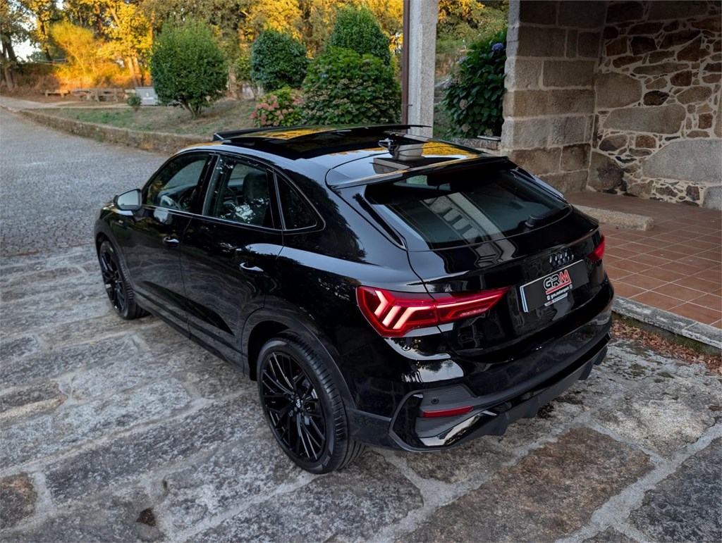 Foto 9 Audi Q3 Sportback 35 TDI Black Line Edition S-Tronic