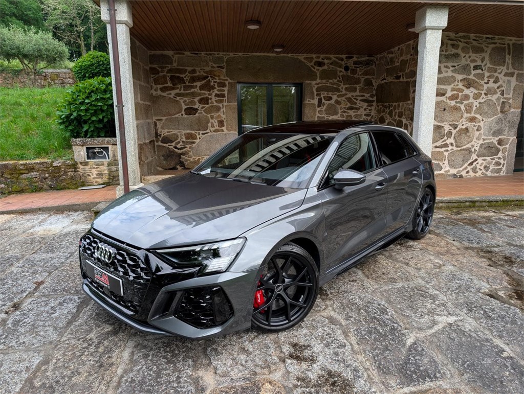 Foto 2 Audi RS3 Sportback 2.5 TFSI Quattro 