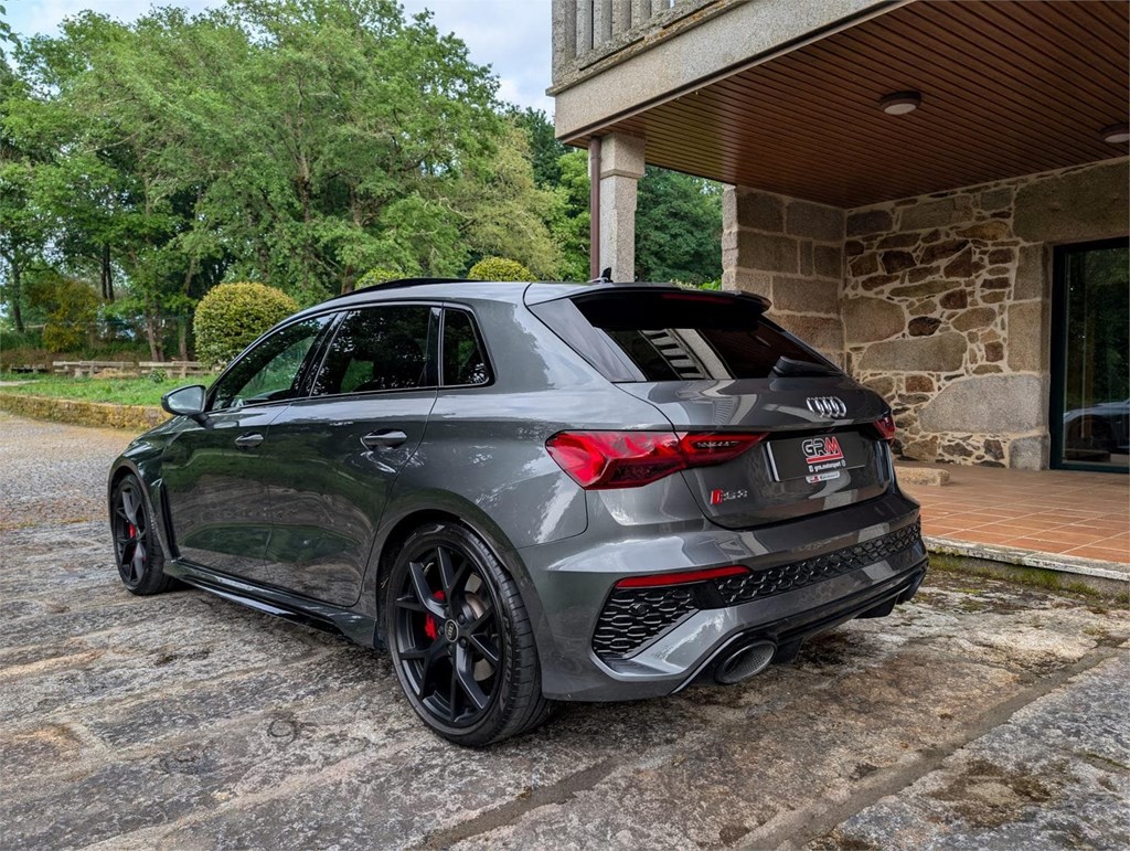 Foto 8 Audi RS3 Sportback 2.5 TFSI Quattro 