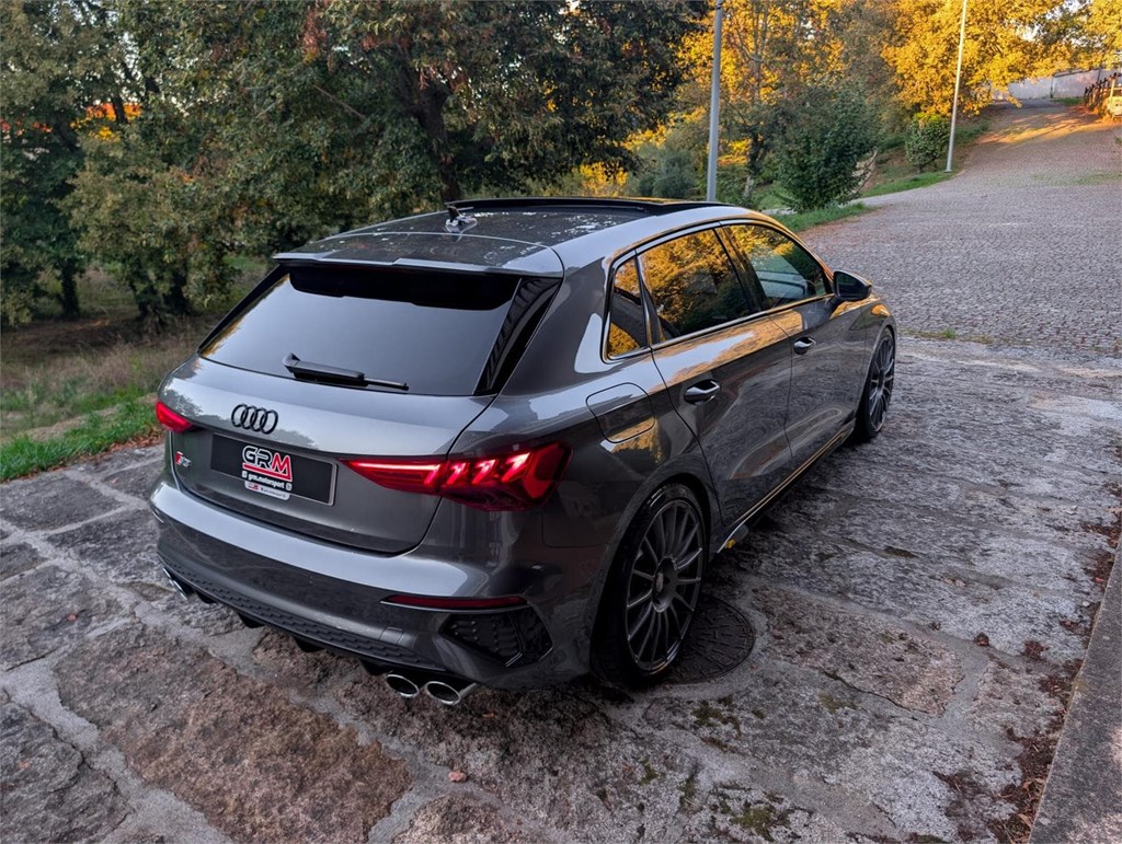 Foto 11 Audi S3 Sportback Quattro 310cv 