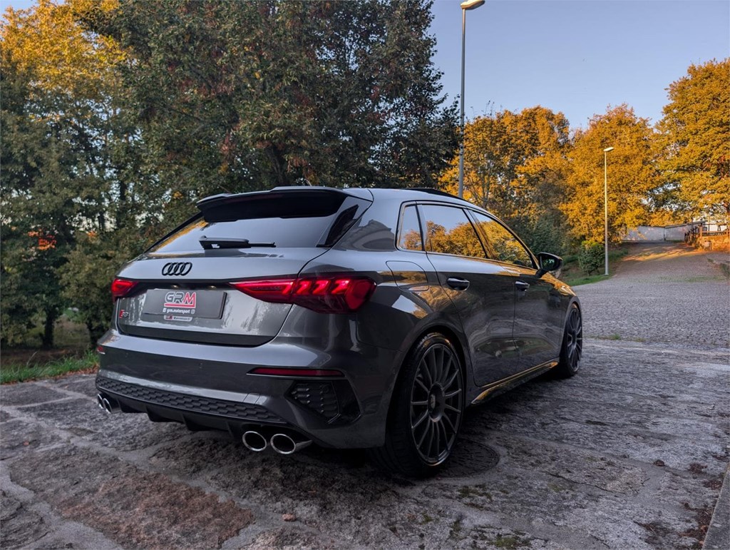 Foto 12 Audi S3 Sportback Quattro 310cv 