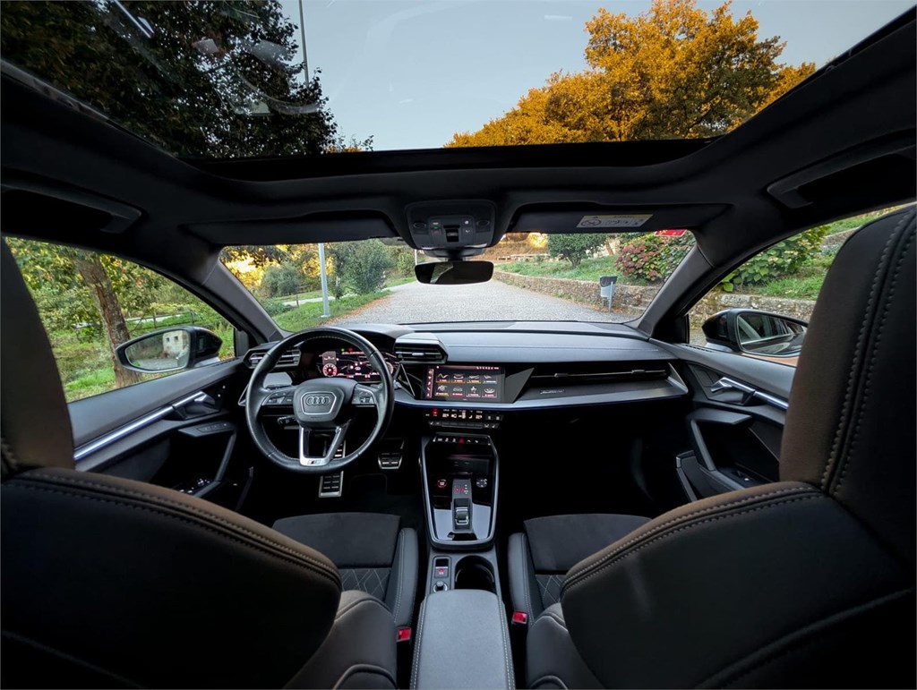 Foto 17 Audi S3 Sportback Quattro 310cv 