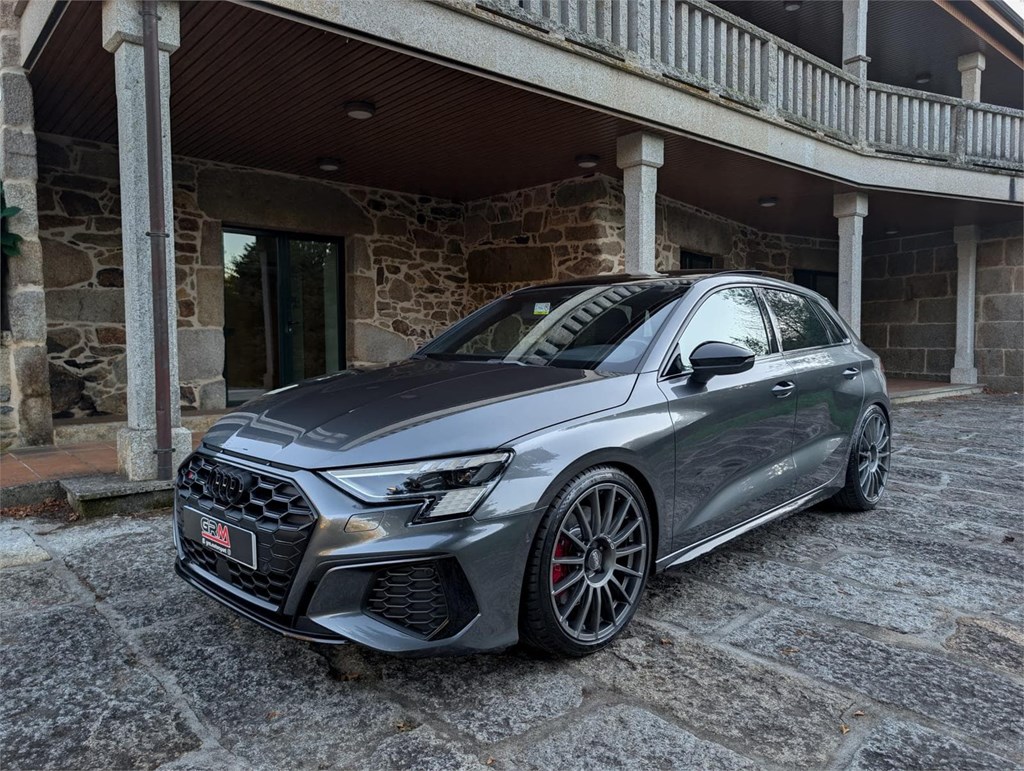 Foto 5 Audi S3 Sportback Quattro 310cv 