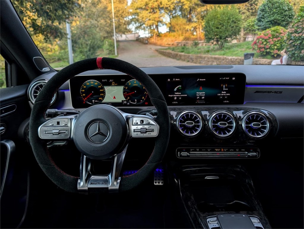 Foto 19 Mercedes-Benz A45s 4MATIC+ 422cv 