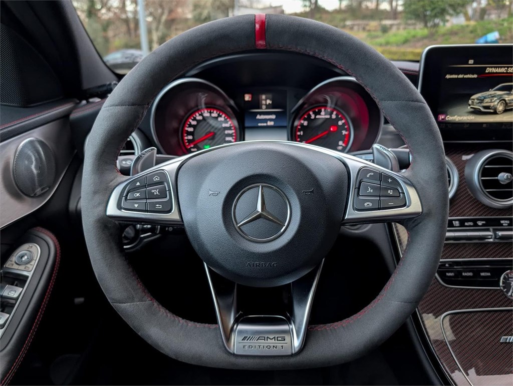 Foto 16 Mercedes-Benz C63s AMG Edition 1