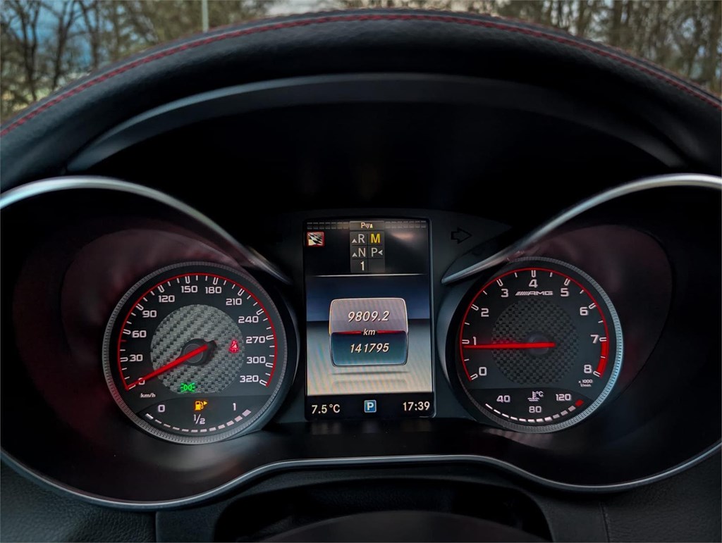Foto 21 Mercedes-Benz C63s AMG Edition 1