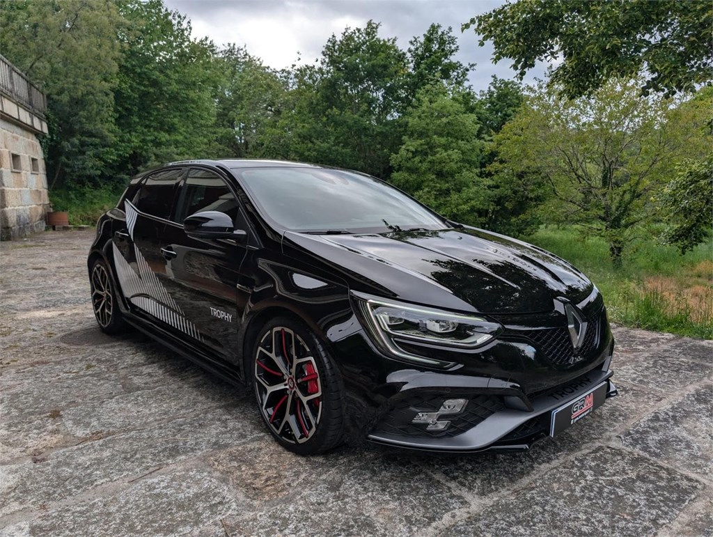 Foto 14 Renault Megane R.S Trophy 