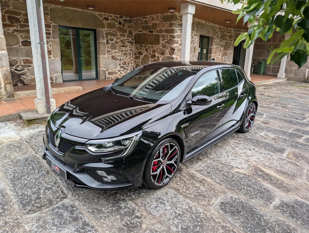Foto 4 Renault Megane R.S Trophy 