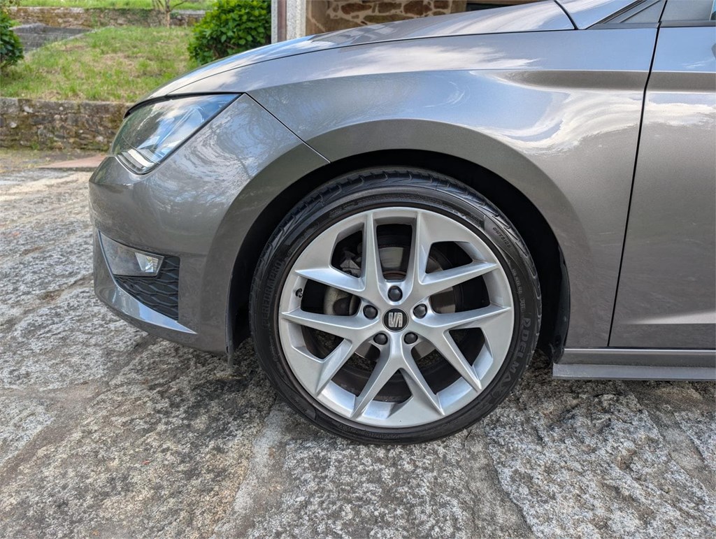 Foto 13 Seat Leon FR ST 2.0 TDI 