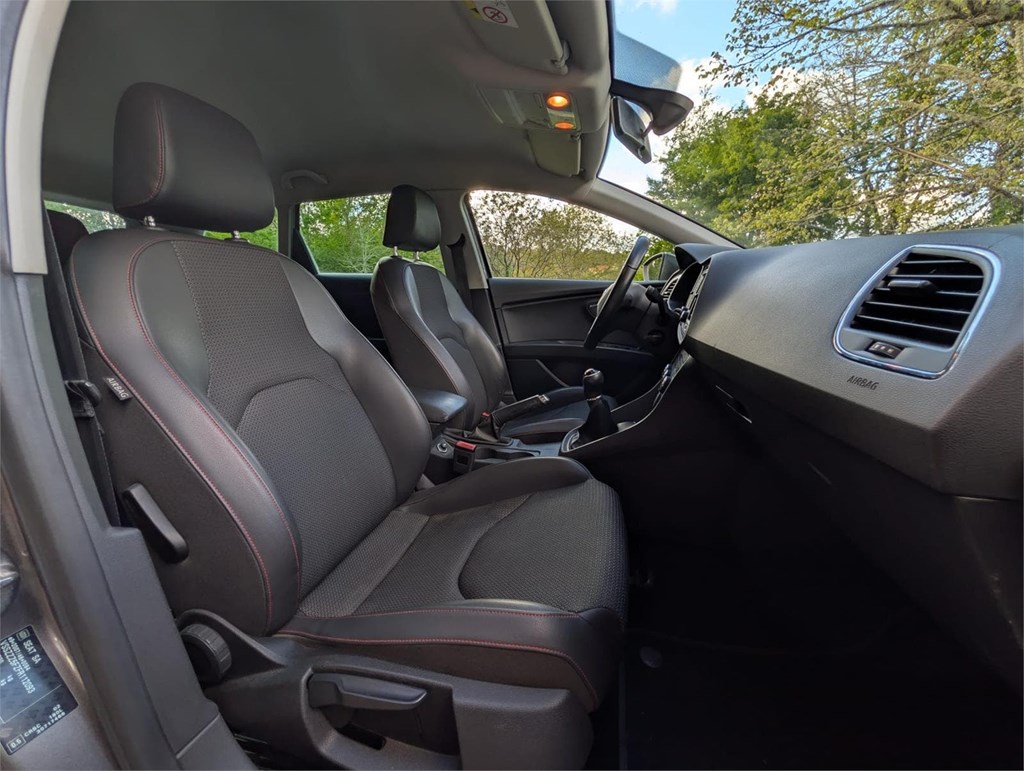Foto 15 Seat Leon FR ST 2.0 TDI 