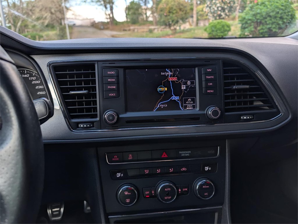 Foto 21 Seat Leon FR ST 2.0 TDI 