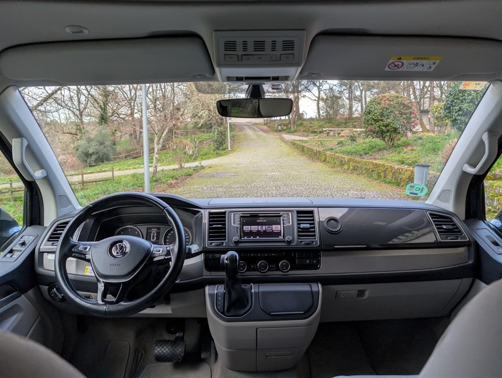 Foto 14 Volkswagen California Beach Bulli Ed.