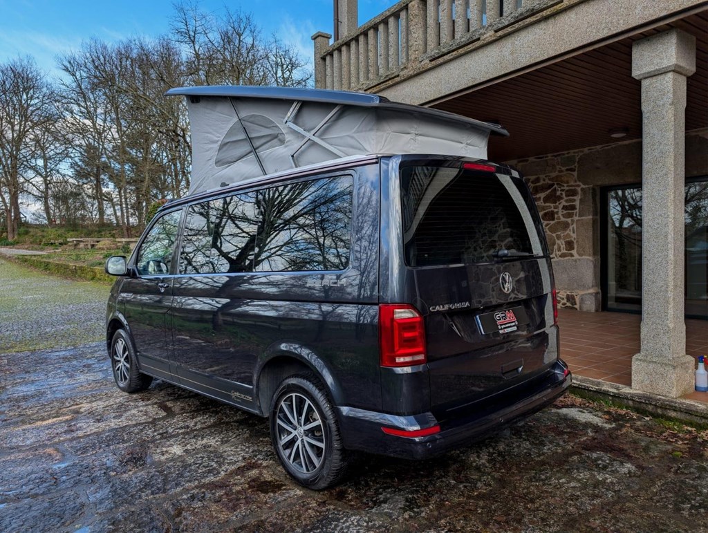 Foto 6 Volkswagen California Beach Bulli Ed.