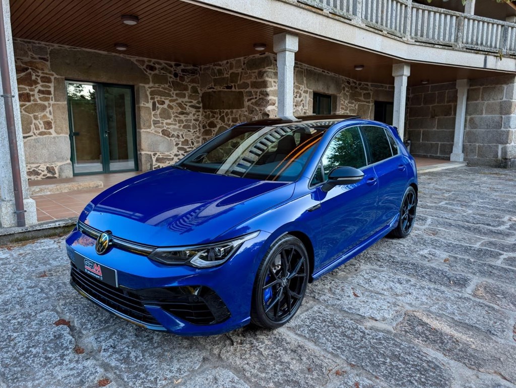 Foto 5 Volkswagen Golf R Performance 320 4 Motion