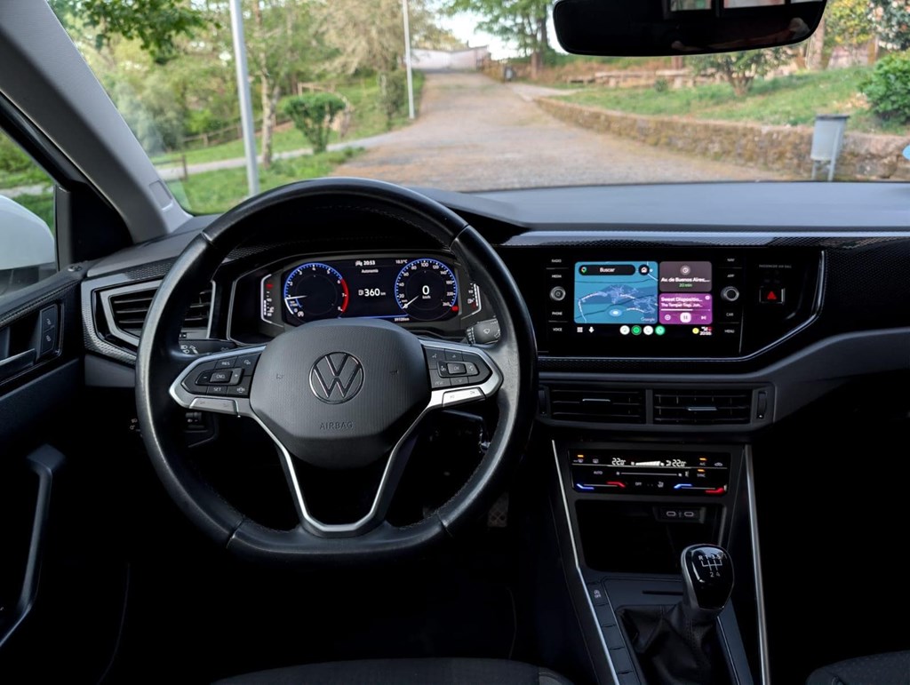 Foto 12 Volkswagen Polo 1.0 TSI