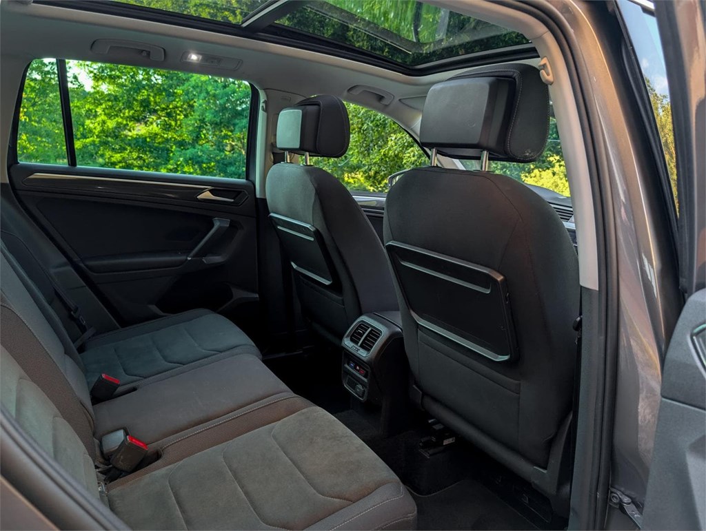 Foto 18 Volkswagen Tiguan 2.0 TDI Sport DSG