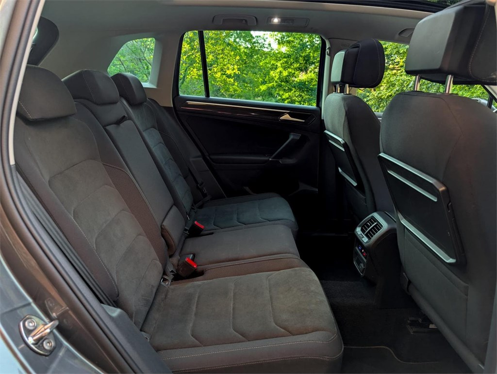 Foto 20 Volkswagen Tiguan 2.0 TDI Sport DSG