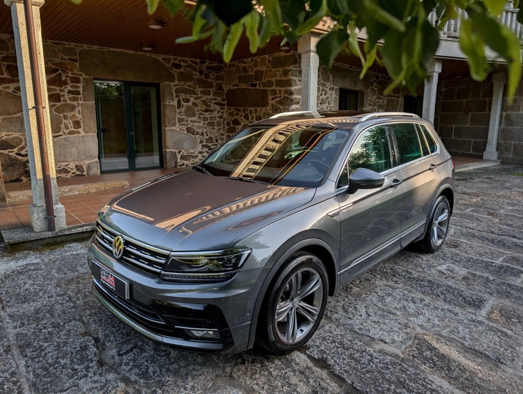 Foto 3 Volkswagen Tiguan 2.0 TDI Sport DSG