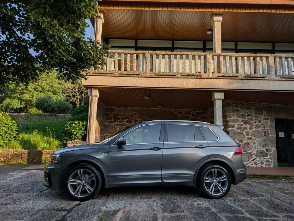 Foto 5 Volkswagen Tiguan 2.0 TDI Sport DSG
