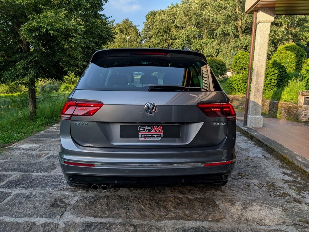 Foto 8 Volkswagen Tiguan 2.0 TDI Sport DSG
