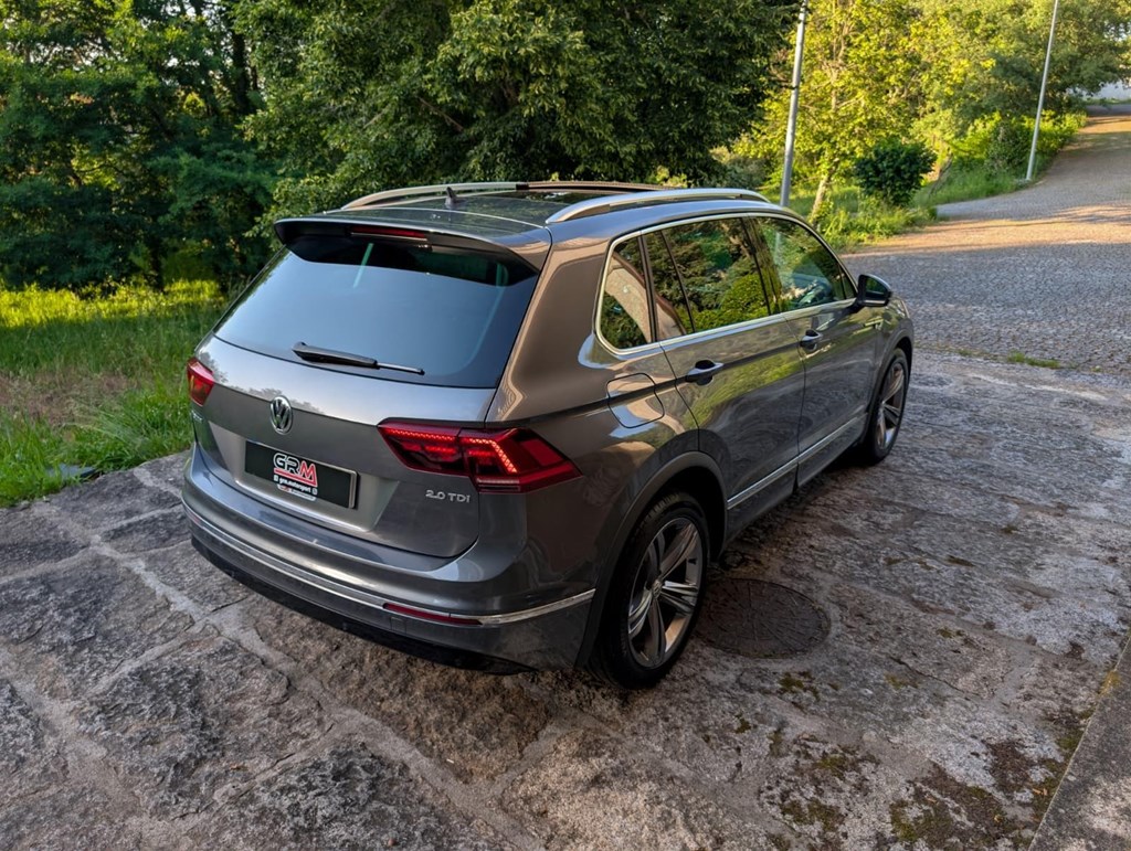 Foto 9 Volkswagen Tiguan 2.0 TDI Sport DSG